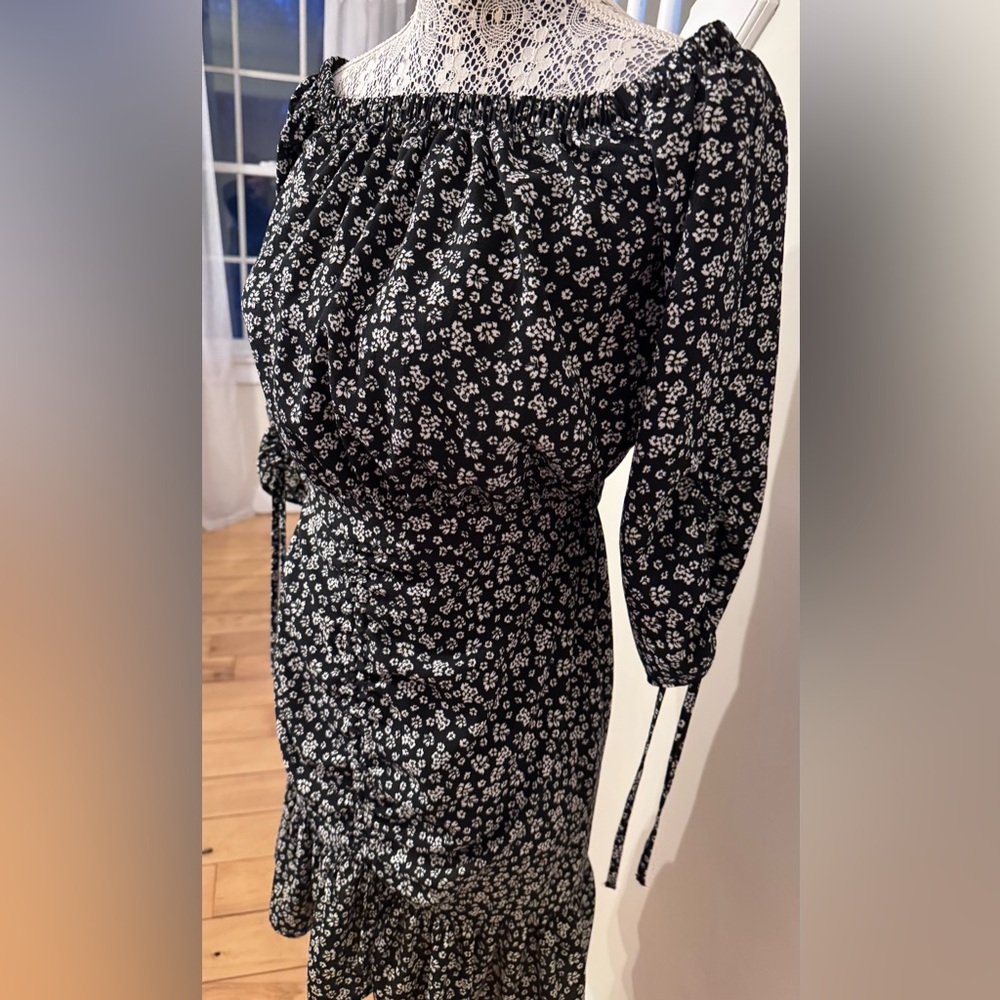 ZARA DRESS - Picture 3 of 6